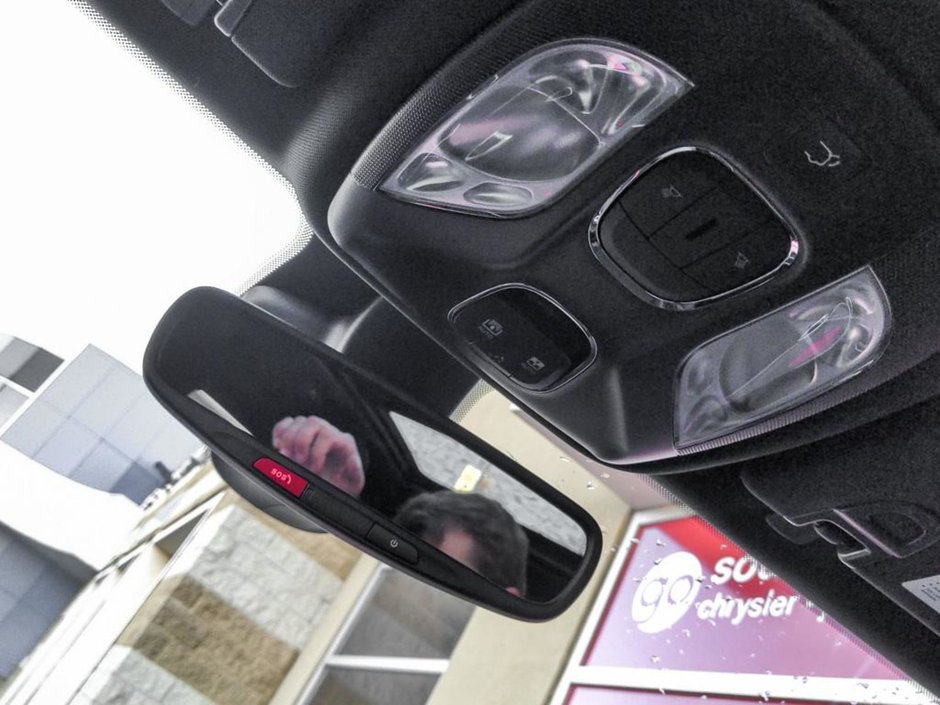 2024 Jeep Compass TRAILHAWK IN LASER BLUE PEARL EQUIPPED WITH A 2.0L TURBO I4 , 4X4 , 8SPD AUTO , DRIVER ASSIST GROUP I , SUN SOUND & NAV GROUP ,-19