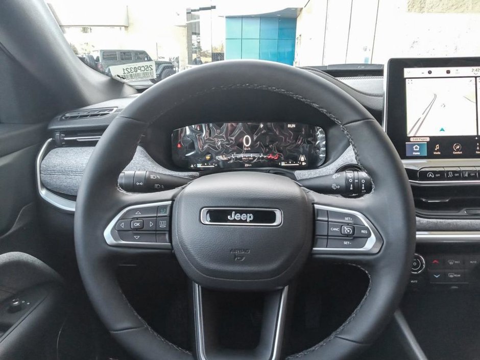 2025 Jeep Compass NORTH IN DIAMOND BLACK EQUIPPED WITH A 2.0L TURBO I4 , 4X4 , 8SPD AUTO , CONVENIENCE GROUP , 10.1INCH W/NAV , PWR TAILGATE , PWR-13