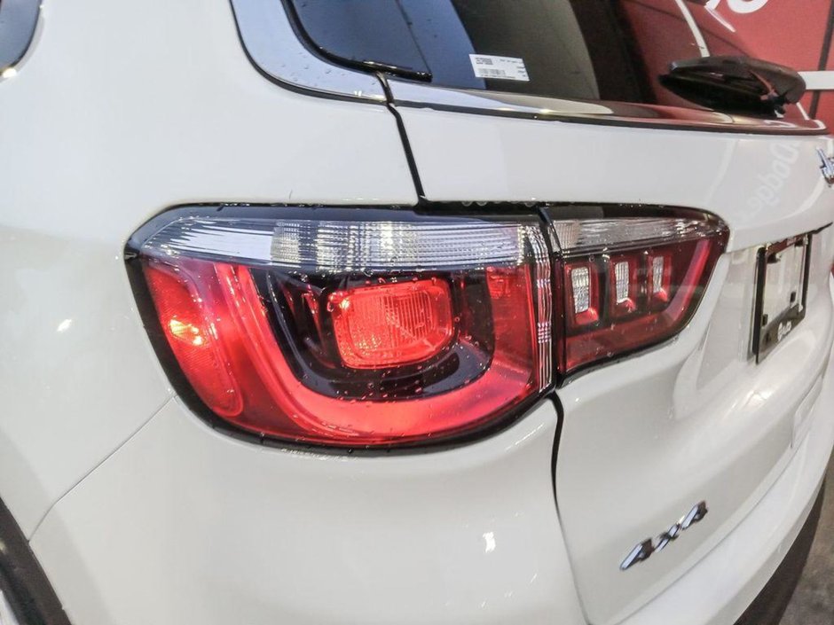 2025 Jeep Compass SPORT IN BRIGHT WHITE EQUIPPED WITH A 2.0L TURBO I4 , 4X4 , 8SPD AUTO , TERRAIN MGMT , FCW , ACTIVE LANE MGMT , BACKUP CAM , AUT-10