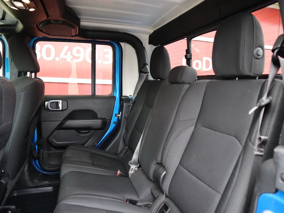 2021 Jeep Gladiator OVERLAND IN HYDRO BLUE PEARL EQUIPPED WITH A 3.6L V6 , 4X4 , 8SPD AUTO , ALPINE AUDIO , LSD , SAFETY GROUP , COLD WEATHER , TRAI-19