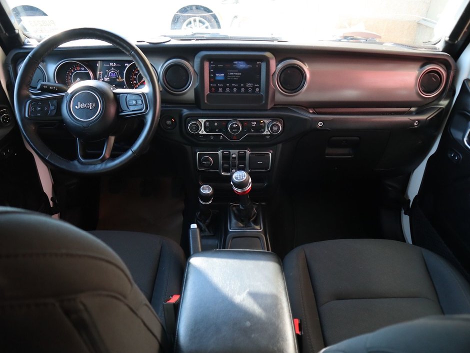 2023 Jeep Gladiator SPORT S IN BRIGHT WHITE EQUIPPED WITH A 3.6L V6 , 4X4 , 6SPD MANUAL , 17INCH RIMS , HARDTOP , COLD WEATHER GROUP , CONVENIENCE G-19