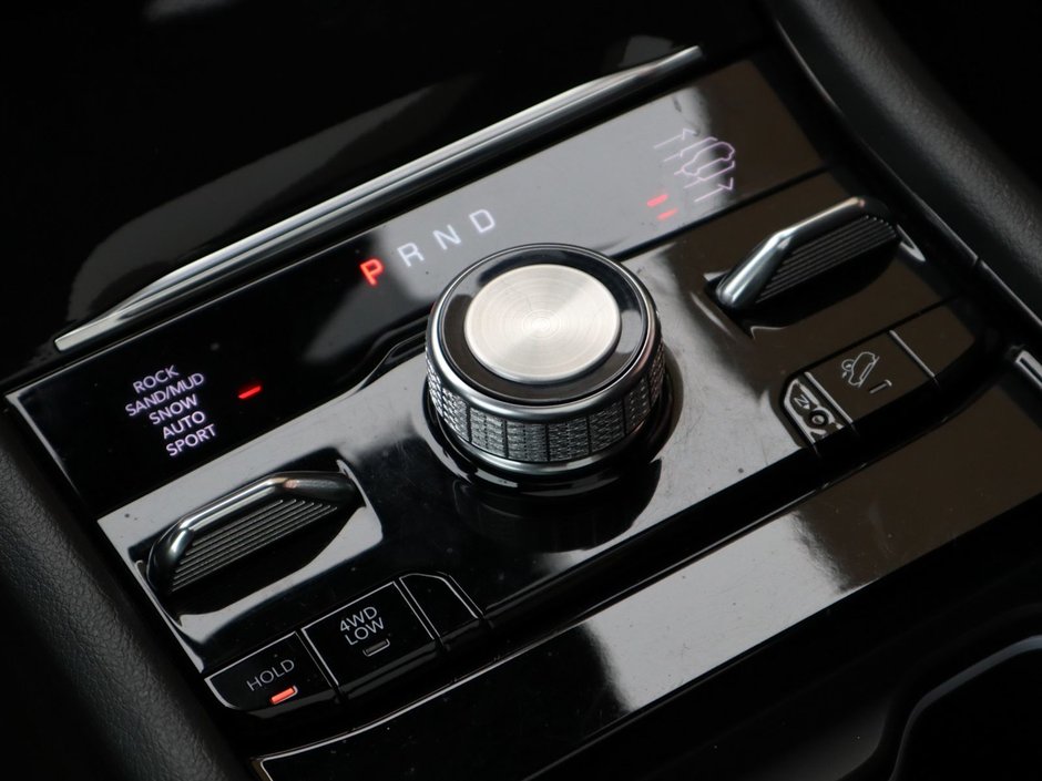 2022 Jeep Grand Cherokee L OVERLAND IN SILVER ZYNITH EQUIPPED WITH A 5.7L HEMI V8 , 4X4 , 8SPD TF AUTO , 10.1INCH W/NAV , 19 SPEAKER MCINTOSH AUDIO , LUXUR-31