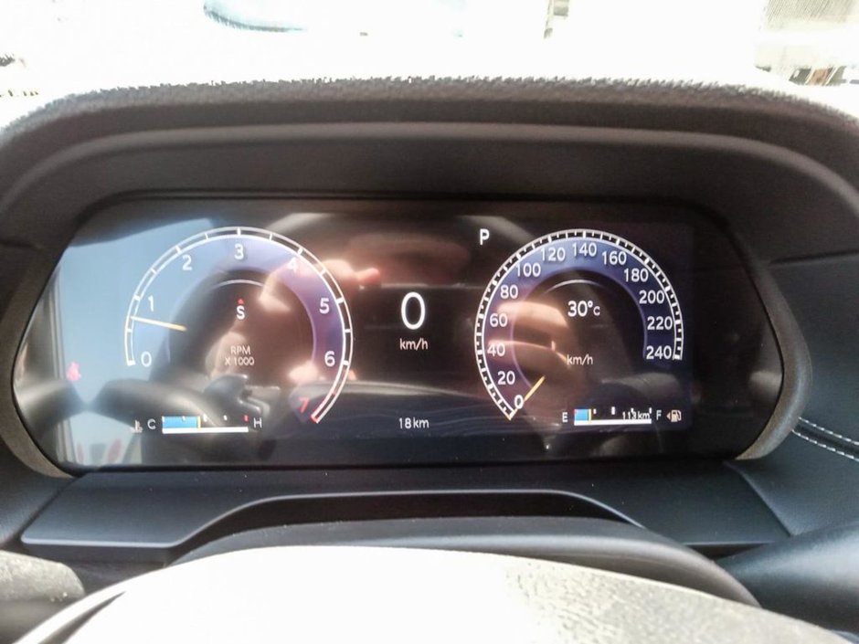 2024 Jeep Grand Cherokee L LIMITED IN BALTIC GREY EQUIPPED WITH A 3.6L V6 , 4X4 , 8SPD TF AUTO , 20INCH RIMS , PANO SUNROOF , LEATHERETTE HEATED SEATS + SW-14