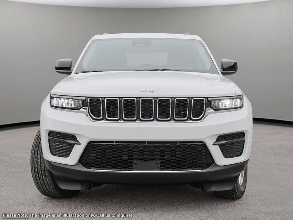2024 Jeep Grand Cherokee LAREDO IN BRIGHT WHITE EQUIPPED WITH A 3.6L V6 , 4X4 , 8SPD TF AUTO , 18INCH RIMS , HEATED SEATS + SW , DIGITAL DASH , ADV CRUIS-1