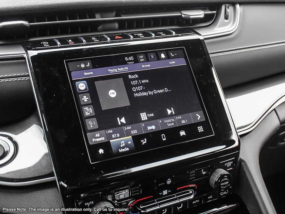 2024 Jeep Grand Cherokee ALTITUDE IN SILVER ZYNITH EQUIPPED WITH A 3.6L V6 , 4X4 , 8SPD TF AUTO , SUNROOF , MOPAR FINISHING PCKG , LEATHERETTE HEATED SEA-13