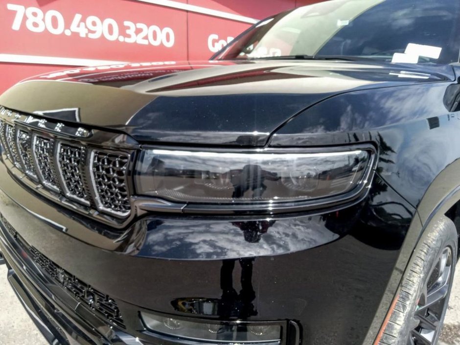 2024 Jeep Grand Wagoneer L SERIES II OBSIDIAN IN DIAMOND BLACK EQUIPPED WITH A 3.0L HURRICANE TWIN TURBO V6 , 4X4 , 8SPD AUTO , DUAL SEATBACK DVD ENTERTAIN-7