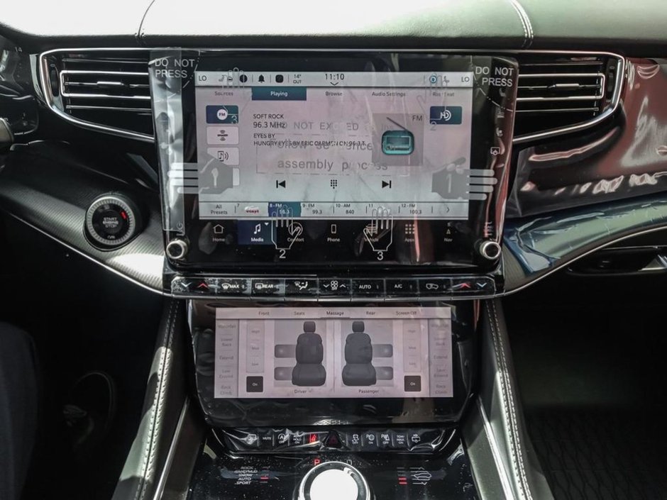 2024 Jeep Grand Wagoneer L SERIES II OBSIDIAN IN DIAMOND BLACK EQUIPPED WITH A 3.0L HURRICANE TWIN TURBO V6 , 4X4 , 8SPD AUTO , DUAL SEATBACK DVD ENTERTAIN-18