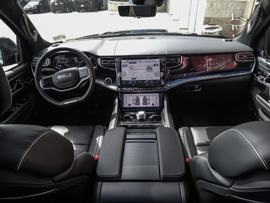 2024 Jeep Grand Wagoneer L SERIES II OBSIDIAN IN DIAMOND BLACK EQUIPPED WITH A 3.0L HURRICANE TWIN TURBO V6 , 4X4 , 8SPD AUTO , DUAL SEATBACK DVD ENTERTAIN-23