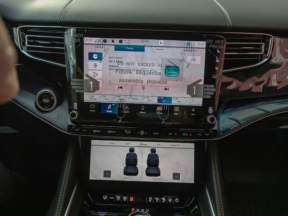 2024 Jeep Grand Wagoneer SERIES II OBSIDIAN IN BALTIC GREY EQUIPPED WITH A 3.0L TWIN TURBO I6 , 4X4 , 8SPD AUTO , FLEX SEATING GROUP , CONVENIENCE GROUP-18