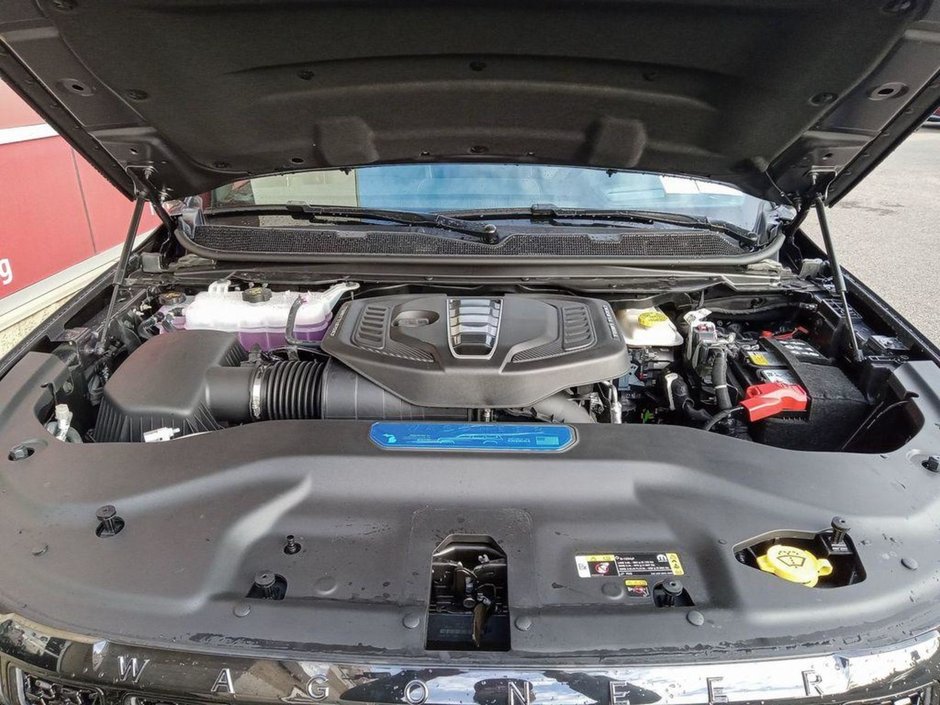 2024 Jeep Grand Wagoneer SERIES II OBSIDIAN IN BALTIC GREY EQUIPPED WITH A 3.0L TWIN TURBO I6 , 4X4 , 8SPD AUTO , FLEX SEATING GROUP , CONVENIENCE GROUP-9