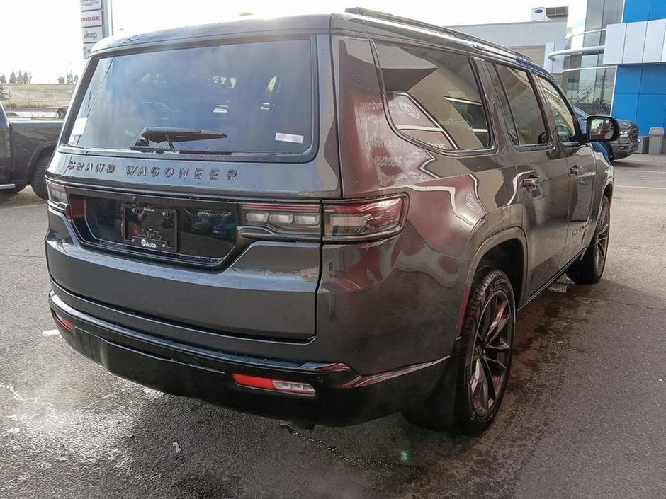 2024 Jeep Grand Wagoneer SERIES II OBSIDIAN IN BALTIC GREY EQUIPPED WITH A 3.0L TWIN TURBO I6 , 4X4 , 8SPD AUTO , FLEX SEATING GROUP , CONVENIENCE GROUP-27
