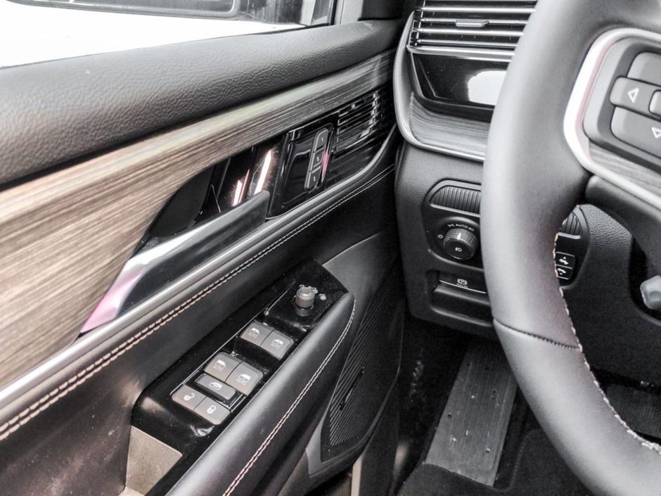 2023 Jeep WAGONEER Series III, 3.0L I6 HURRICAN TWIN TURBO, QUADRA-LIFT AIR SUSPENSION, SURROUND VIEW CAMERA SYSTEM, ADAPTIVE CRUISE W/ STOP'N'GO,-15