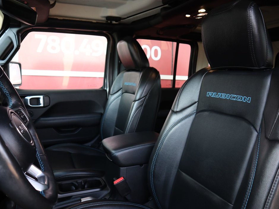 2022 Jeep Wrangler 4xe UNLIMITED RUBICON 4XE IN GRANITE METALLIC EQUIPPED WITH A 2.0L TURBO I4 PHEV , 4X4 , 8SPD TF AUTO , SAFETY GROUP , OFF ROAD CAM-17