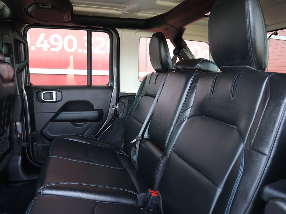 2022 Jeep Wrangler 4xe UNLIMITED RUBICON 4XE IN GRANITE METALLIC EQUIPPED WITH A 2.0L TURBO I4 PHEV , 4X4 , 8SPD TF AUTO , SAFETY GROUP , OFF ROAD CAM-20