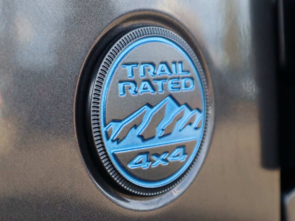 2022 Jeep Wrangler 4xe UNLIMITED RUBICON 4XE IN GRANITE METALLIC EQUIPPED WITH A 2.0L TURBO I4 PHEV , 4X4 , 8SPD TF AUTO , SAFETY GROUP , OFF ROAD CAM-12