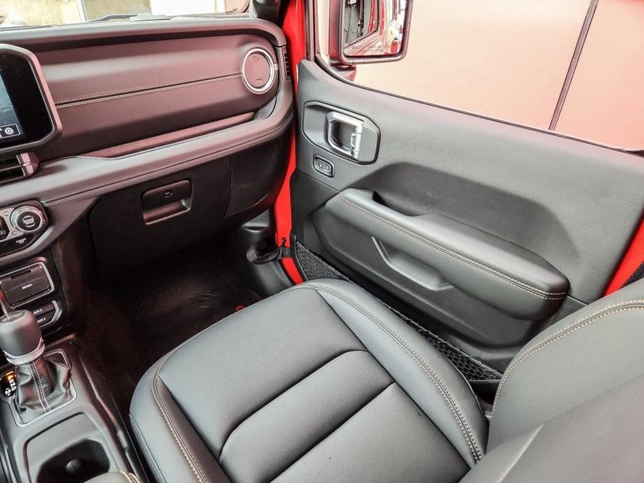 2024 Jeep Wrangler 4xe SAHARA, 2L I-4 TURBO PHEV, 12.3 UCONNECT 5 W/ NAV, ALPINE PREMIUM AUDIO, REMOTE START, ADAPTIVE CRUISE, FRNT HTD SEATS & STEERIN-24