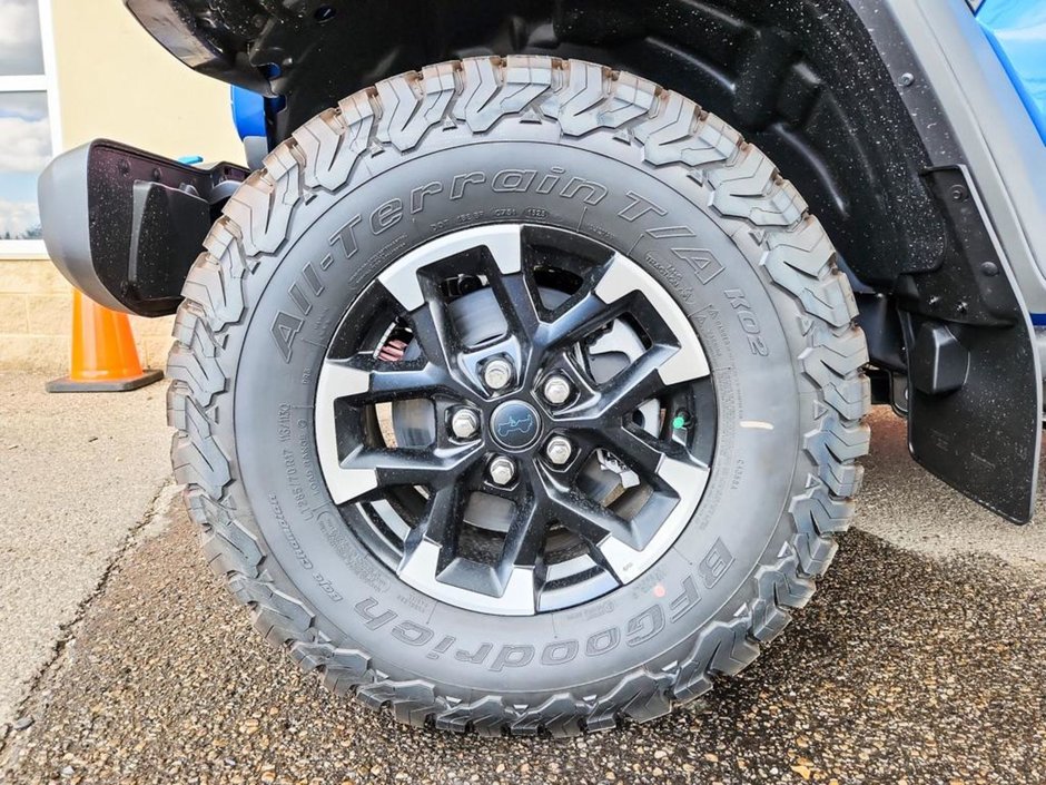 2024 Jeep Wrangler 4xe Wrangler 4XE Rubicon, 2.0L I-4 Turbo PHEV, Off Road ready with enhanced suspension, 3 piece hardtop-5