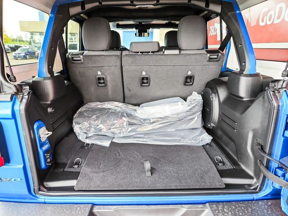 2024 Jeep Wrangler 4xe Wrangler 4XE Rubicon, 2.0L I-4 Turbo PHEV, Off Road ready with enhanced suspension, 3 piece hardtop-11