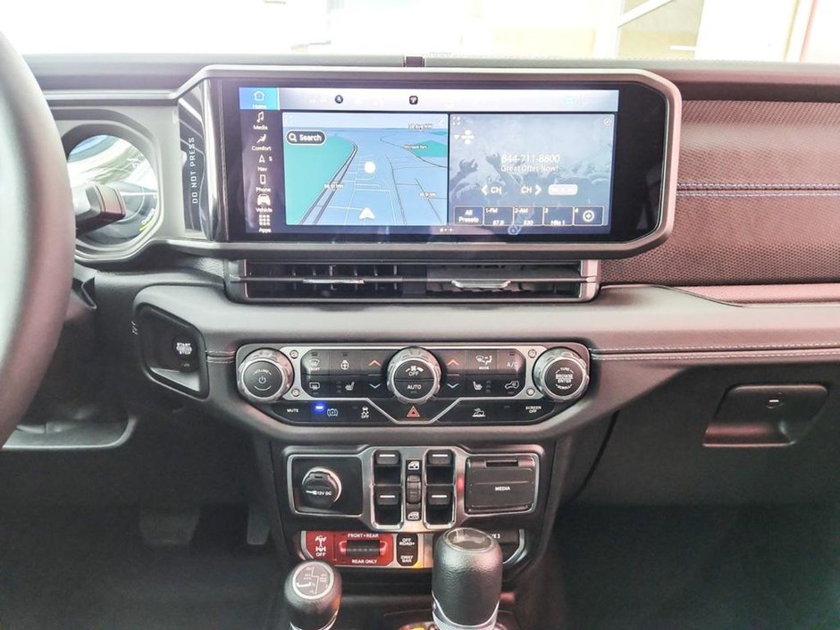 2024 Jeep Wrangler 4xe Wrangler 4XE Rubicon, 2.0L I-4 Turbo PHEV, Off Road ready with enhanced suspension, 3 piece hardtop-18