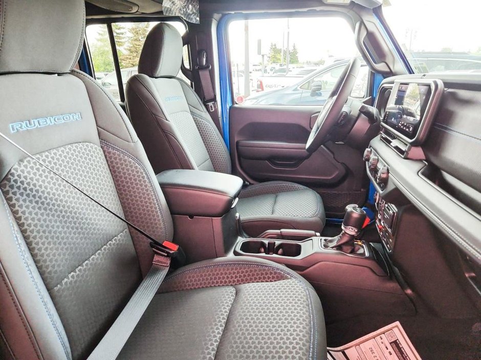 2024 Jeep Wrangler 4xe Wrangler 4XE Rubicon, 2.0L I-4 Turbo PHEV, Off Road ready with enhanced suspension, 3 piece hardtop-21