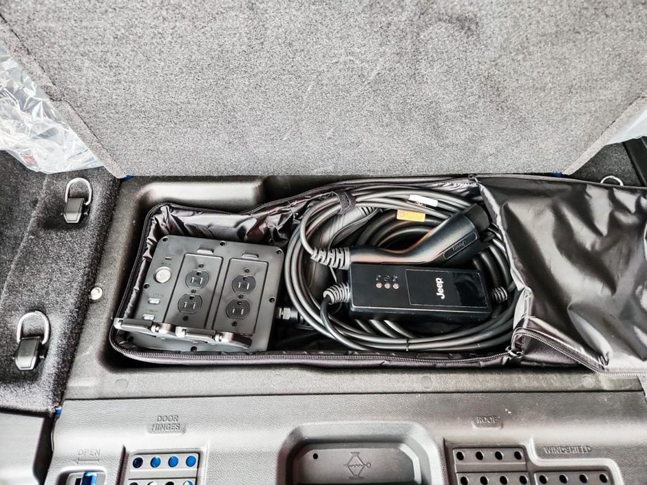 2024 Jeep Wrangler 4xe Wrangler 4XE Rubicon, 2.0L I-4 Turbo PHEV, Off Road ready with enhanced suspension, 3 piece hardtop-25