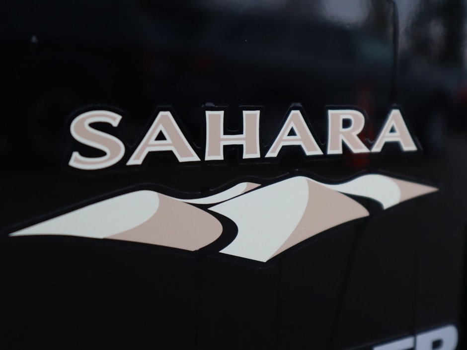 2015 Jeep Wrangler Unlimited UNLIMITED SAHARA IN BLACK EQUIPPED WITH A 3.6L V6 , 4X4 , AUTO TRANSMISSION , 18INCH RIMS , REMOTE START , NAV , HEATED FRONT SE-12