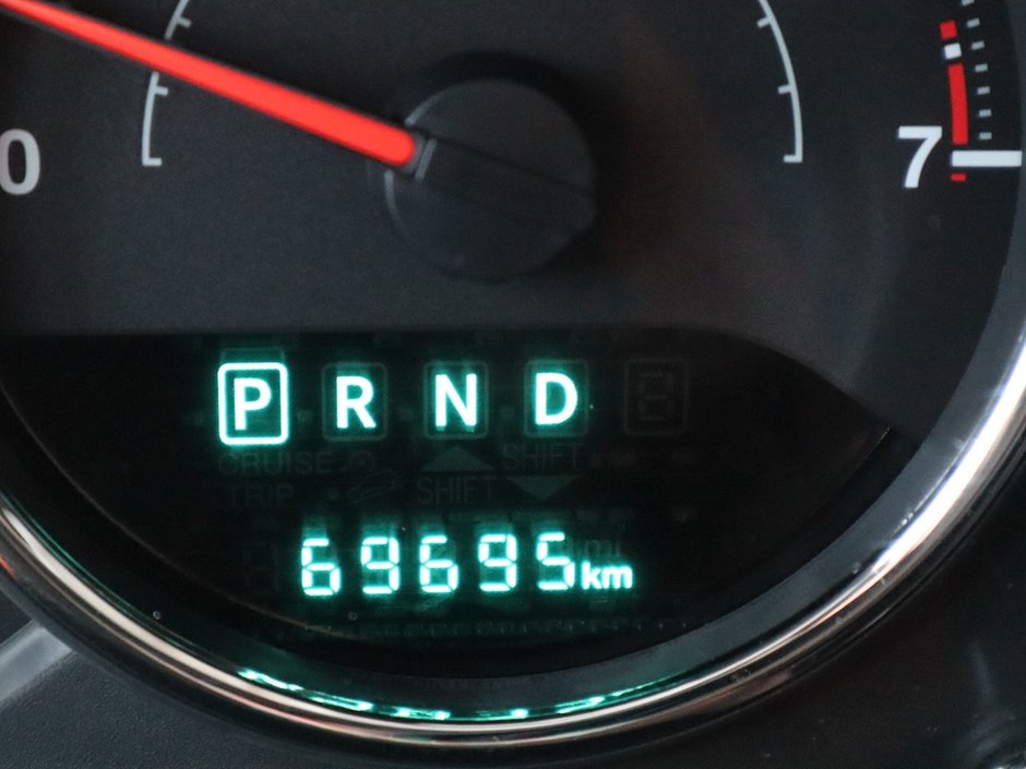 2017 Jeep Wrangler Unlimited UNLIMITED SAHARA IN BILLET METALLIC EQUIPPED WITH A 3.6L V6 , 4X4 , 5SPD AUTO , TRAILER TOW , LED LIGHTING , CONNECTIVITY GROUP-24