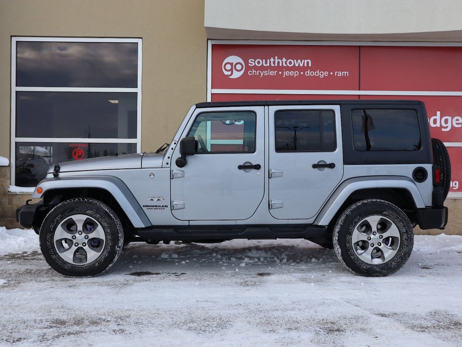 2017 Jeep Wrangler Unlimited UNLIMITED SAHARA IN BILLET METALLIC EQUIPPED WITH A 3.6L V6 , 4X4 , 5SPD AUTO , TRAILER TOW , LED LIGHTING , CONNECTIVITY GROUP-6