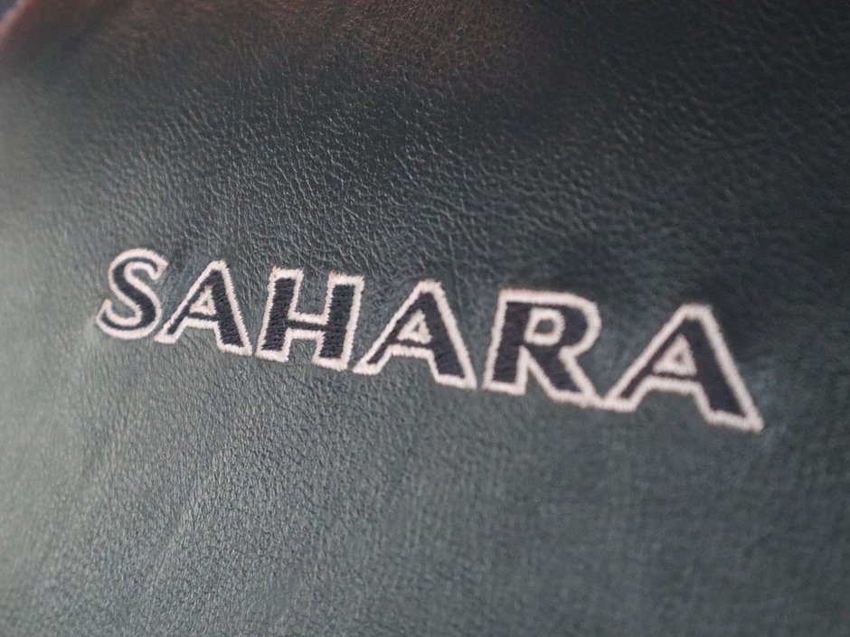 2017 Jeep Wrangler Unlimited UNLIMITED SAHARA IN BILLET METALLIC EQUIPPED WITH A 3.6L V6 , 4X4 , 5SPD AUTO , TRAILER TOW , LED LIGHTING , CONNECTIVITY GROUP-17