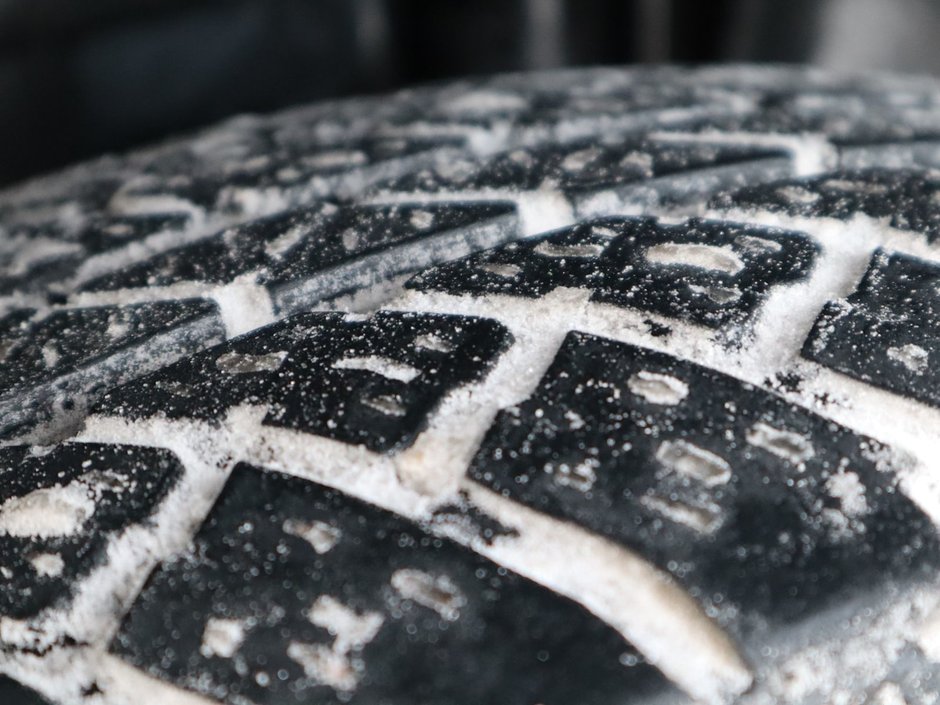 2017 Jeep Wrangler Unlimited UNLIMITED SAHARA IN BILLET METALLIC EQUIPPED WITH A 3.6L V6 , 4X4 , 5SPD AUTO , TRAILER TOW , LED LIGHTING , CONNECTIVITY GROUP-5