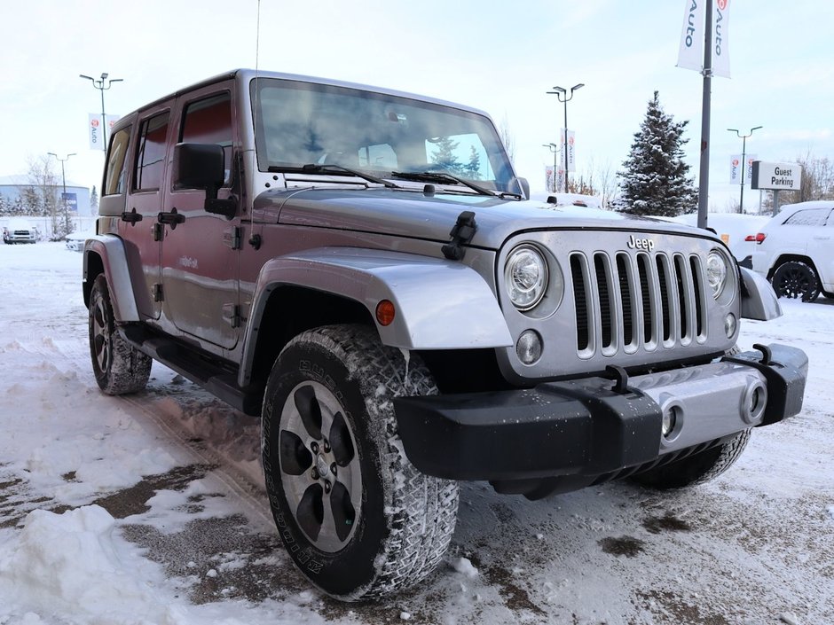 2017 Jeep Wrangler Unlimited UNLIMITED SAHARA IN BILLET METALLIC EQUIPPED WITH A 3.6L V6 , 4X4 , 5SPD AUTO , TRAILER TOW , LED LIGHTING , CONNECTIVITY GROUP-10