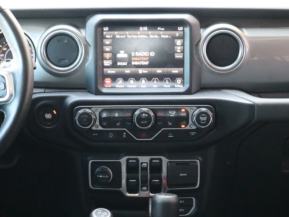 2023 Jeep Wrangler SAHARA IN FIRECRACKER RED EQUIPPED WITH A 3.6L V6 W/ETORQUE , 4X4 , 8SPD TF AUTO , HARDTOP , SIDE STEPS , LSD , LED LIGHTING , T-23