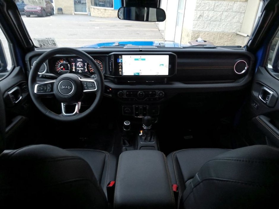 2024 Jeep Wrangler SAHARA, 2L I-4 TURBO, 12.3 UCONNECT 5, REMOTE START, ADAPTIVE CRUISE, FRNT HTD SEATS & STEERING WHEEL-25