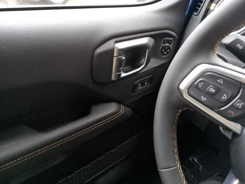 2024 Jeep Wrangler SAHARA, 2L I-4 TURBO, 12.3 UCONNECT 5, REMOTE START, ADAPTIVE CRUISE, FRNT HTD SEATS & STEERING WHEEL-18