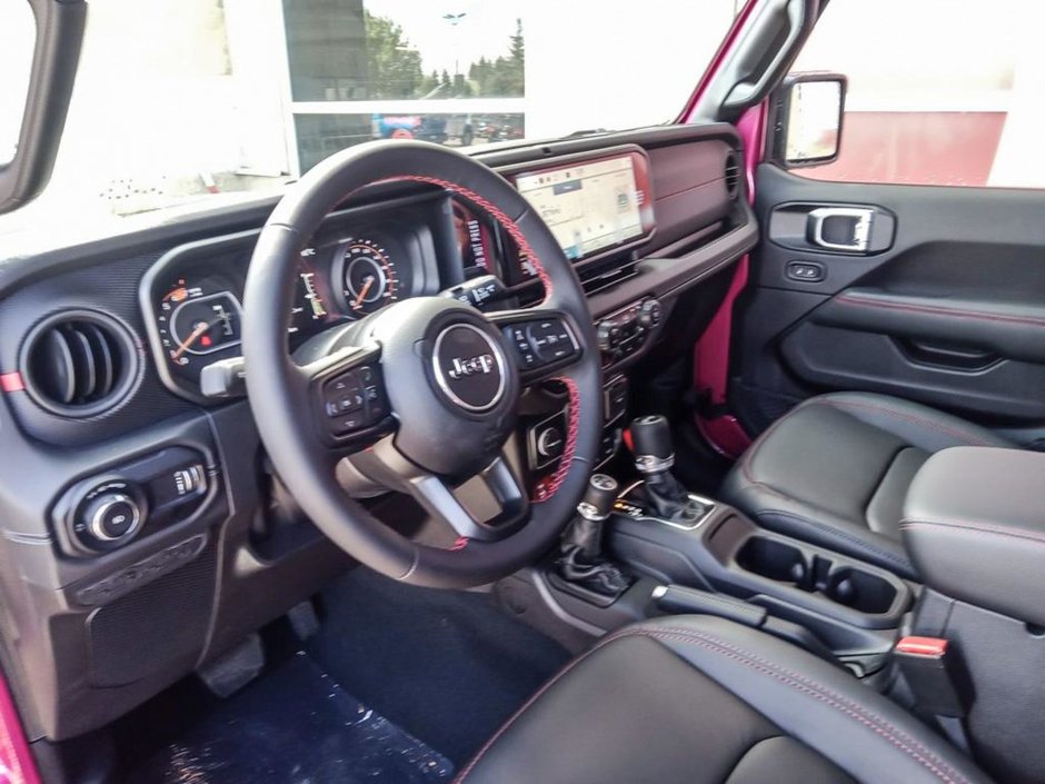 2024 Jeep Wrangler RUBICON X IN TUSCADERO PEARL EQUIPPED WITH A 3.6L V6 , 4X4 , 8SPD TF AUTO , TRAILER TOW/HD ELECTRICAL , RECON PCKG , 12.3INCH TO-12