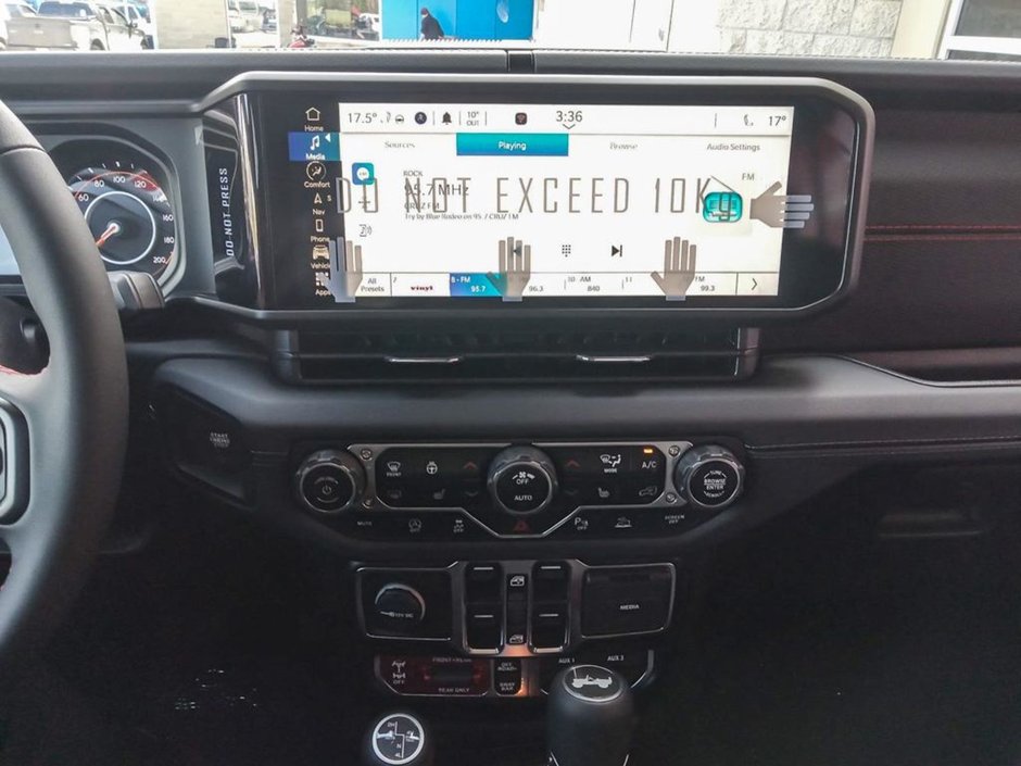 2024 Jeep Wrangler RUBICON X IN TUSCADERO PEARL EQUIPPED WITH A 3.6L V6 , 4X4 , 8SPD TF AUTO , TRAILER TOW/HD ELECTRICAL , RECON PCKG , 12.3INCH TO-18