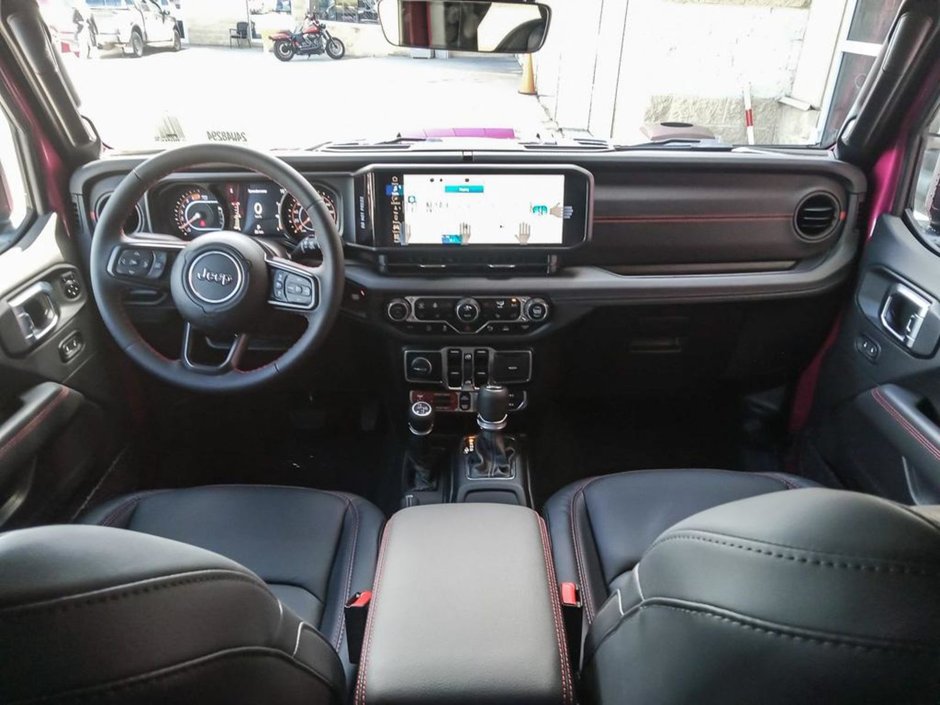 2024 Jeep Wrangler RUBICON X IN TUSCADERO PEARL EQUIPPED WITH A 3.6L V6 , 4X4 , 8SPD TF AUTO , TRAILER TOW/HD ELECTRICAL , RECON PCKG , 12.3INCH TO-23