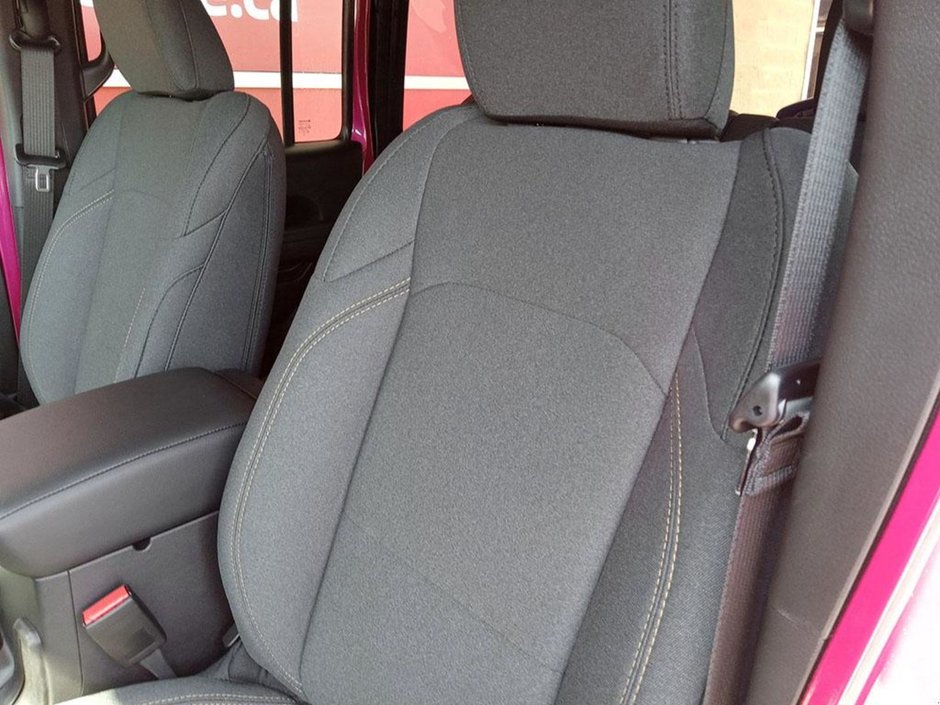 2024 Jeep Wrangler SPORT S IN TUSCADERO PEARL EQUIPPED WITH A 3.6L V6 , 4X4 , 8SPD TF AUTO , 17INCH RIMS , SAFETY GROUP , TECH GROUP , CONVENIENCE-19