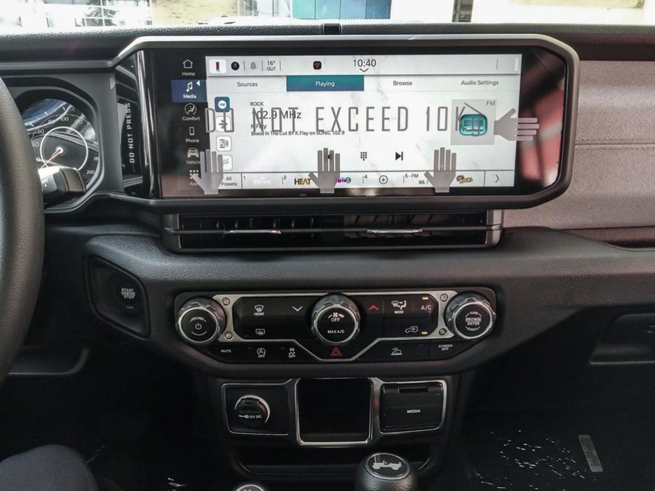 2024 Jeep Wrangler SPORT IN EARL GREY EQUIPPED WITH A 3.6L V6 , 4X4 , 8SPD TF AUTO , MODULAR HARDTOP , BACKUP CAM , AUTO LIGHTS , PUSH START , DUAL-18