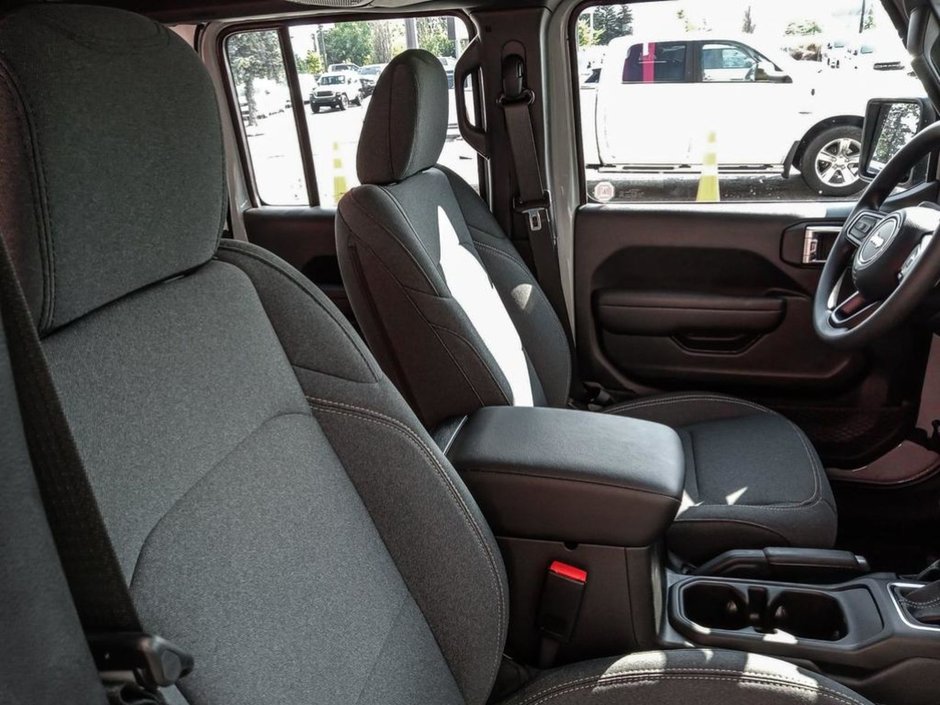 2024 Jeep Wrangler SPORT IN EARL GREY EQUIPPED WITH A 3.6L V6 , 4X4 , 8SPD TF AUTO , MODULAR HARDTOP , BACKUP CAM , AUTO LIGHTS , PUSH START , DUAL-21