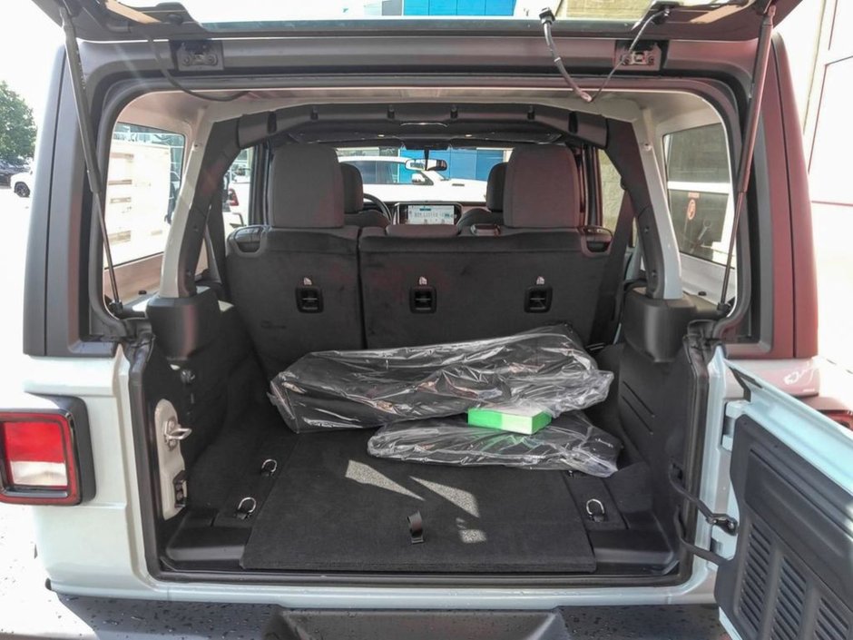 2024 Jeep Wrangler SPORT IN EARL GREY EQUIPPED WITH A 3.6L V6 , 4X4 , 8SPD TF AUTO , MODULAR HARDTOP , BACKUP CAM , AUTO LIGHTS , PUSH START , DUAL-11