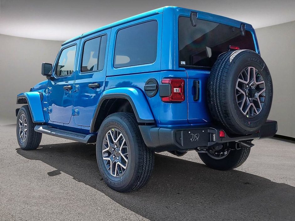 2024 Jeep Wrangler SAHARA IN HYDRO BLUE PEARL EQUIPPED WITH A 3.6L V6 , 4X4 , 8SPD TF AUTO , HARDTOP , SIDE STEPS , SAFETY GROUP , TECH GROUP , NAV-3