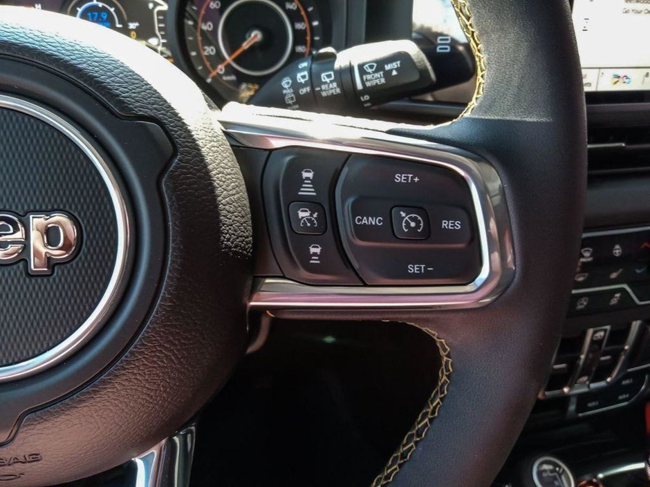 2024 Jeep Wrangler SAHARA IN HYDRO BLUE PEARL EQUIPPED WITH A 3.6L V6 , 4X4 , 8SPD TF AUTO , HARDTOP , SIDE STEPS , SAFETY GROUP , TECH GROUP , NAV-15