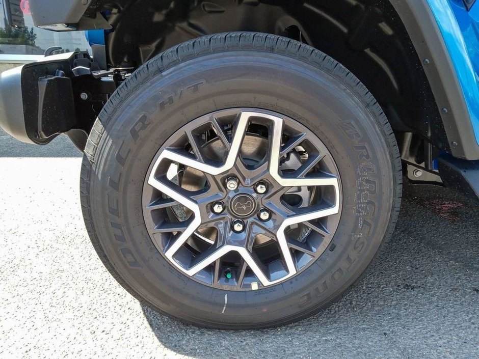 2024 Jeep Wrangler SAHARA IN HYDRO BLUE PEARL EQUIPPED WITH A 3.6L V6 , 4X4 , 8SPD TF AUTO , HARDTOP , SIDE STEPS , SAFETY GROUP , TECH GROUP , NAV-5