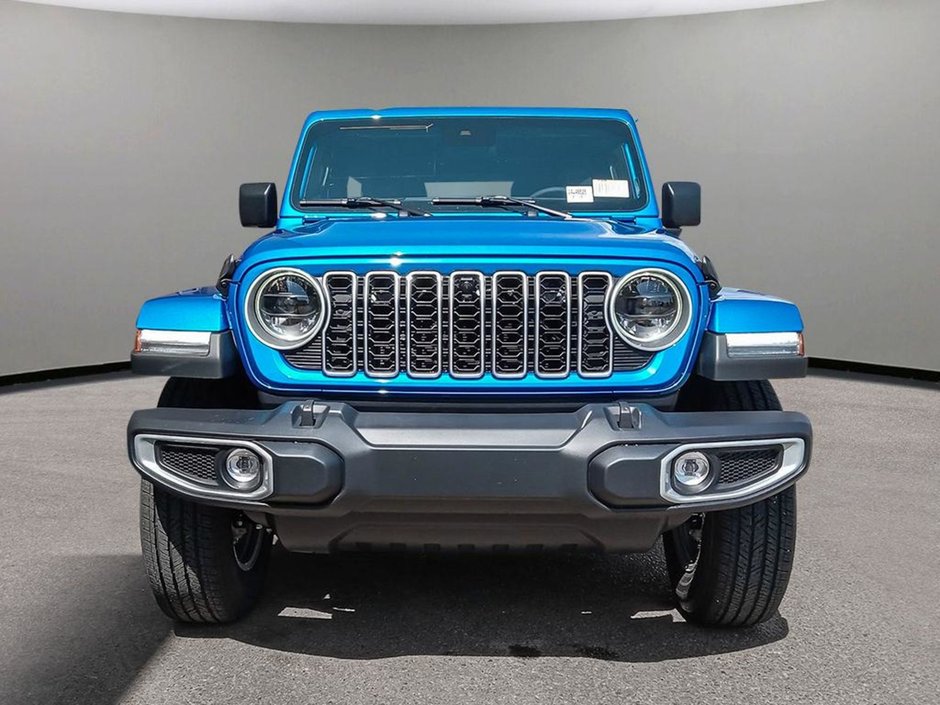 2024 Jeep Wrangler SAHARA IN HYDRO BLUE PEARL EQUIPPED WITH A 3.6L V6 , 4X4 , 8SPD TF AUTO , HARDTOP , SIDE STEPS , SAFETY GROUP , TECH GROUP , NAV-1