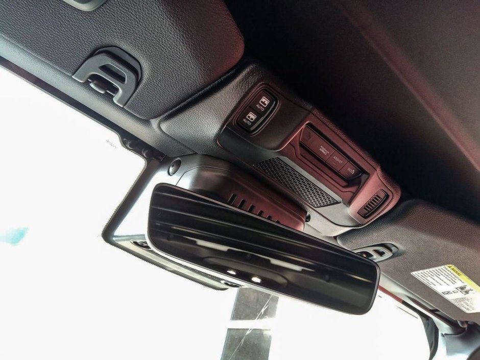 2024 Jeep Wrangler RUBICON 392 FINAL EDITION IN BRIGHT WHITE EQUIPPED WITH A 6.4L SRT V8 , 8SPD TF AUTO , 4X4 , SKY TOP , WINCH , 17INCH BEADLOCK R-20