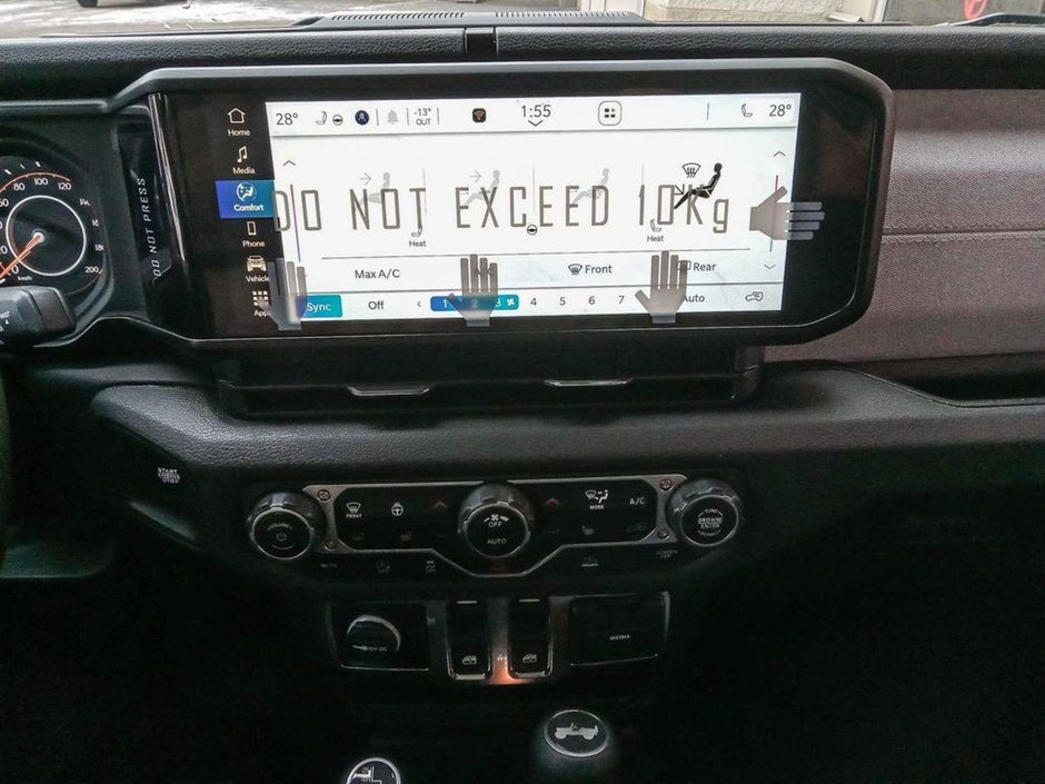 2025 Jeep Wrangler SPORT S IN BRIGHT WHITE EQUIPPED WITH A 2.0L TURBO I4 , 4X4 , 8SPD TF AUTO , HARDTOP , CONVENIENCE GROUP , HEATED SEATS + SW , D-18