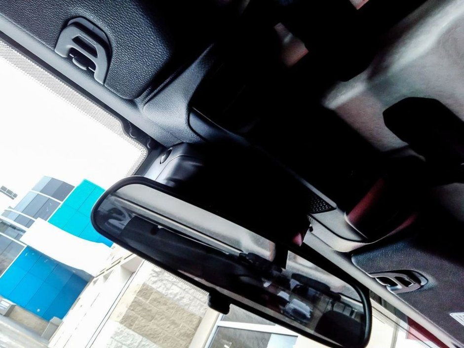 2025 Jeep Wrangler SPORT S IN BRIGHT WHITE EQUIPPED WITH A 2.0L TURBO I4 , 4X4 , 8SPD TF AUTO , HARDTOP , CONVENIENCE GROUP , HEATED SEATS + SW , D-20