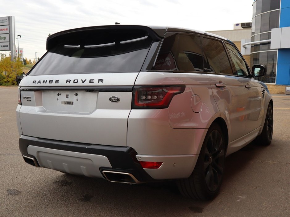 2021 Land Rover Range Rover Sport HST - 4WD, RARE BLUE INTERIOR, HEATED FRONT AND REAR SEATS, PANO MOONROOF, BLIND SPOT AND MUCH MORE!-10