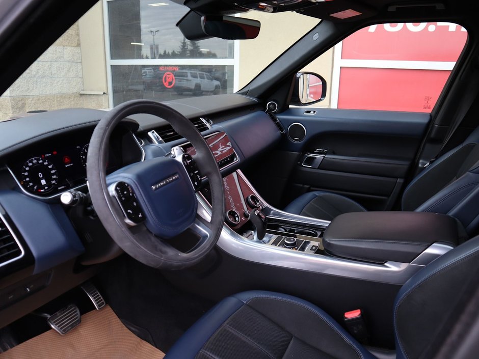2021 Land Rover Range Rover Sport HST - 4WD, RARE BLUE INTERIOR, HEATED FRONT AND REAR SEATS, PANO MOONROOF, BLIND SPOT AND MUCH MORE!-15